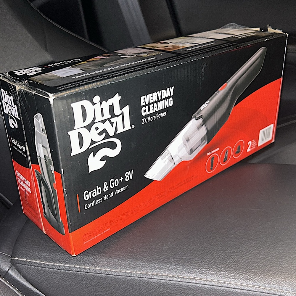 Dirt devil cordless vacuum cleaner.  Portable, rechargeable, handheld car vacuum